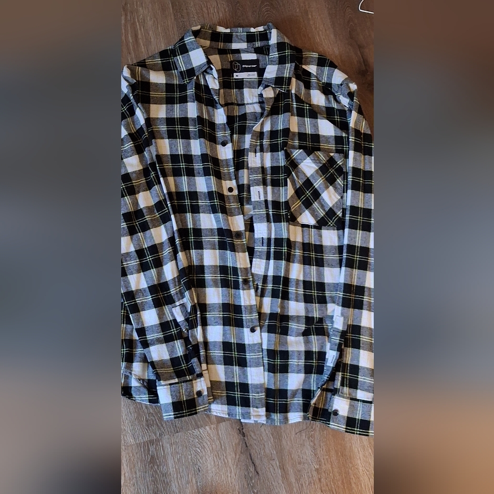 Men's Original Use Black and White Checkered Shirt